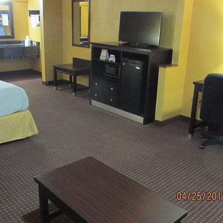 Americas Best Value Inn Byram Extérieur photo